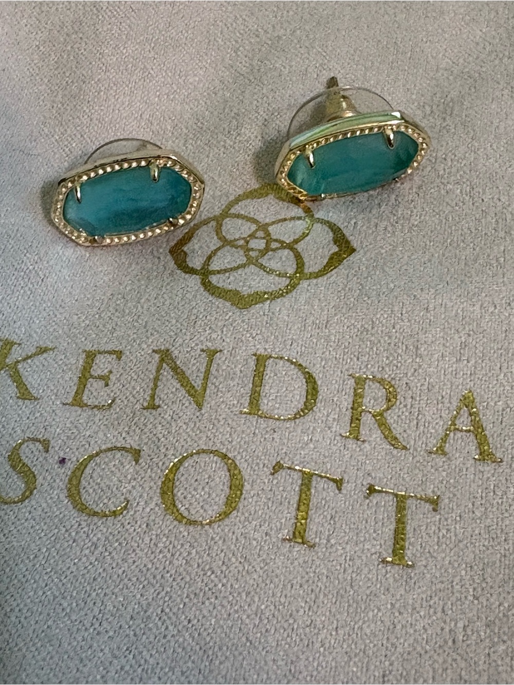 Kendra Scott Blue/Turquoise Elle Gold Stud Earrings